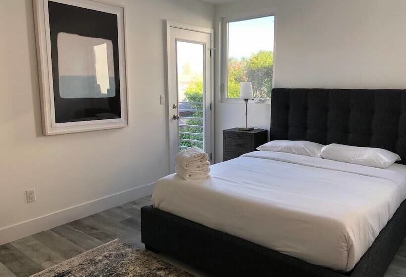 Brand New Luxury Spacious 3bdr Townhome Close To 3rd St