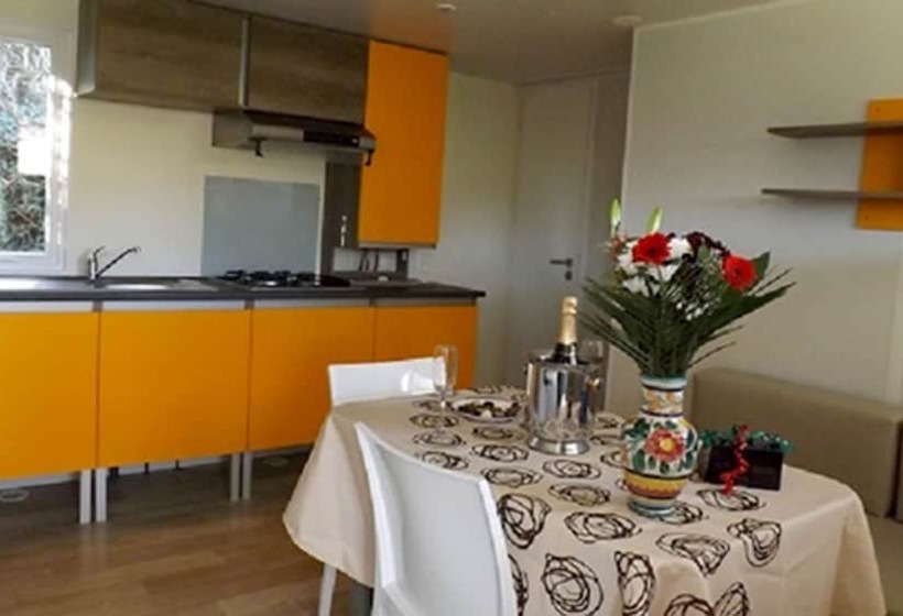 Camping Plein Soleil   Mobil Home