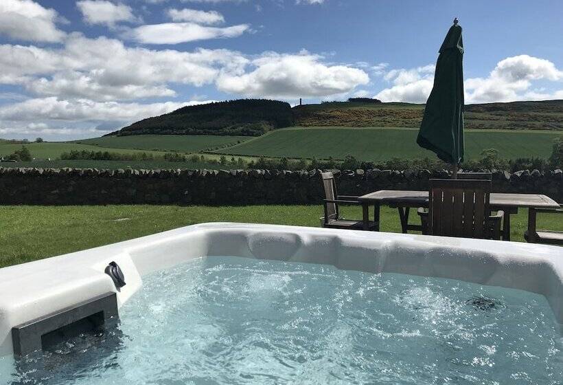 East Cottage, Parbroath Farm Near Cupar In Fife