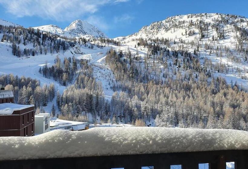 Front De Neige Isola 2000