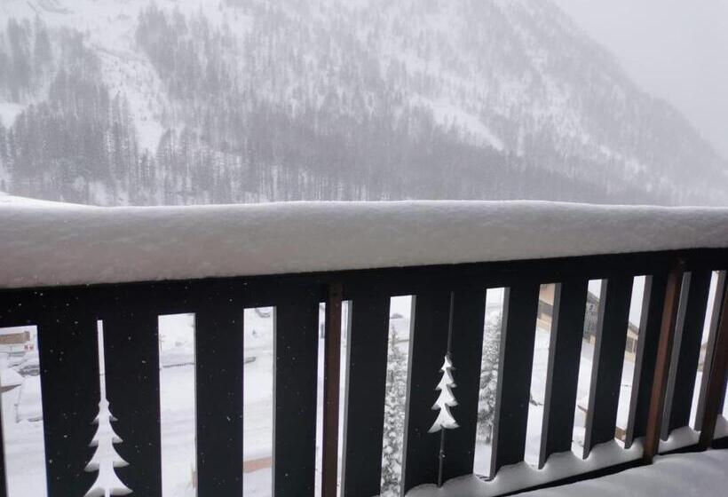 Front De Neige Isola 2000