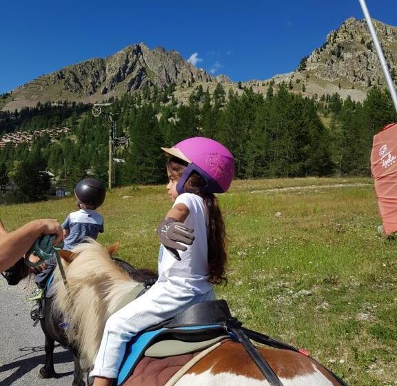 Front De Neige Isola 2000