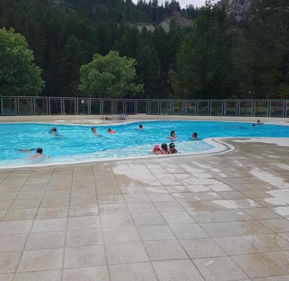 Front De Neige Isola 2000