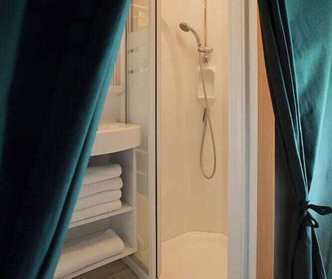 هتل Huttopia Sarlat