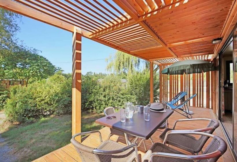 هتل Huttopia Sarlat