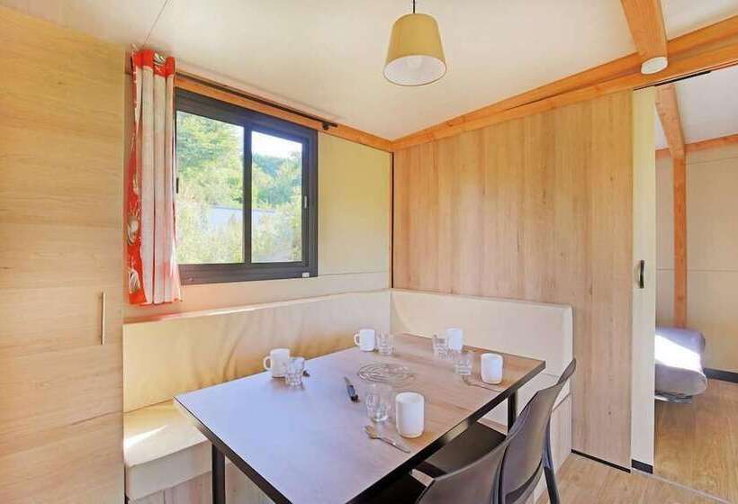 هتل Huttopia Sarlat