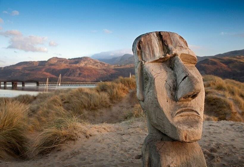 Lovely Large Home 10 Minute Walk To Barmouth Beach