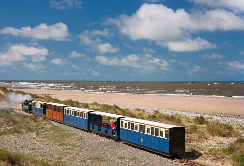 Lovely Large Home 10 Minute Walk To Barmouth Beach