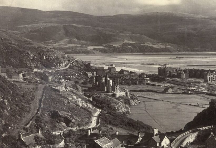 Lovely Large Home 10 Minute Walk To Barmouth Beach