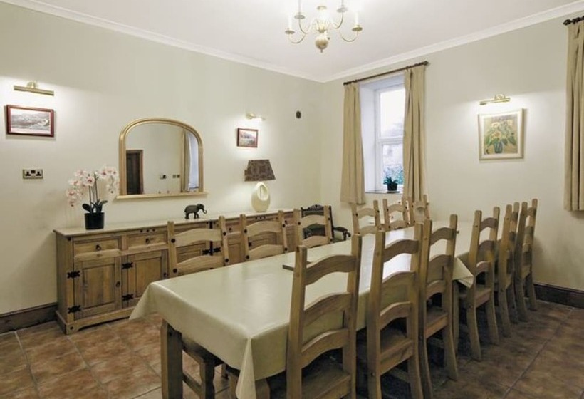 Lovely Large Home 10 Minute Walk To Barmouth Beach