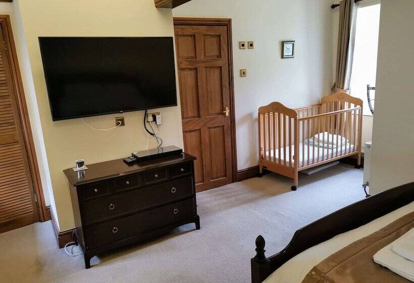 Lovely Large Home 10 Minute Walk To Barmouth Beach