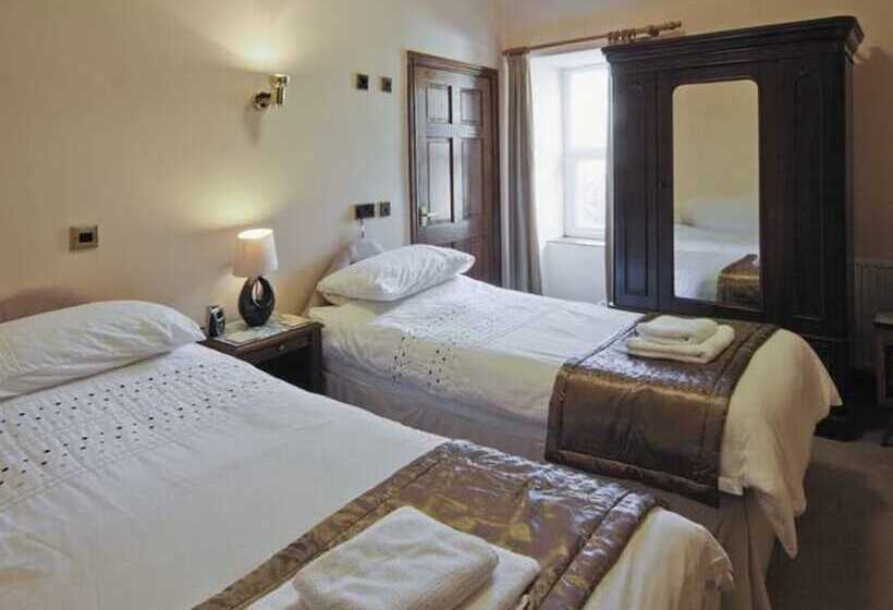 Lovely Large Home 10 Minute Walk To Barmouth Beach