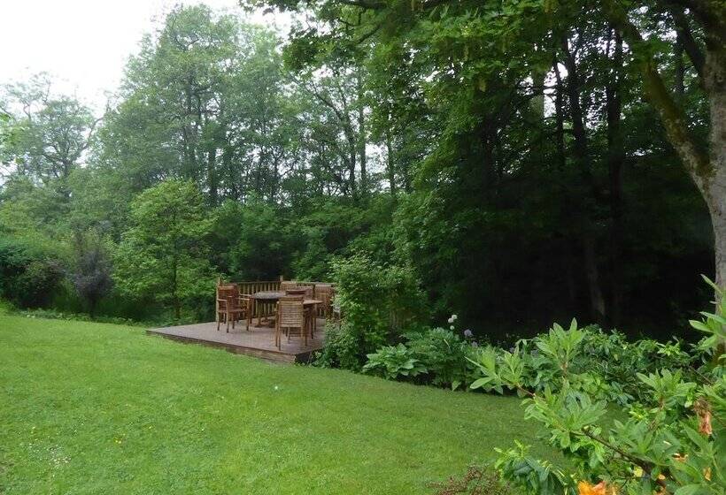 Low Jock Scar Country Estate