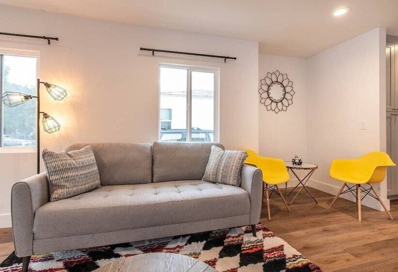 Newly Remodeled 3 Bdr House Near Dodgers Stadium