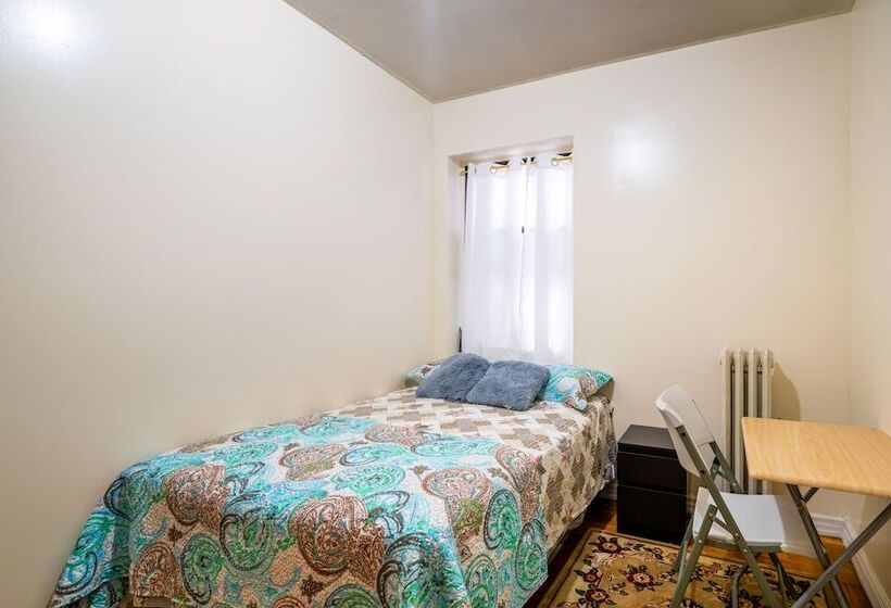 Пансион Furnished Eastern Parkway Guest House