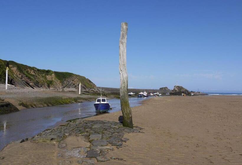 膳宿费 Tee Side Guest House