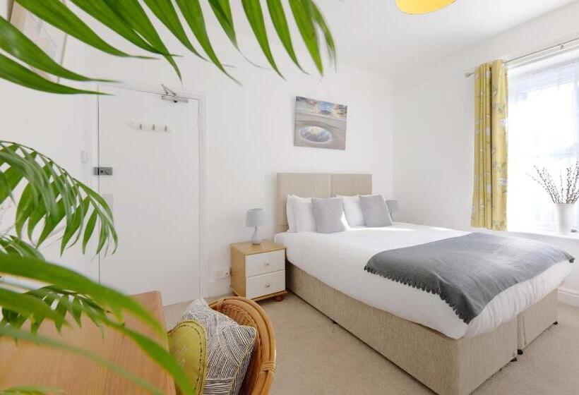 膳宿费 Tee Side Guest House