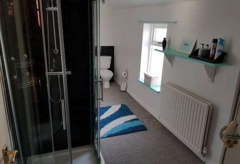 Relaxing 2 Bed House Guisborough   Sofabed Option