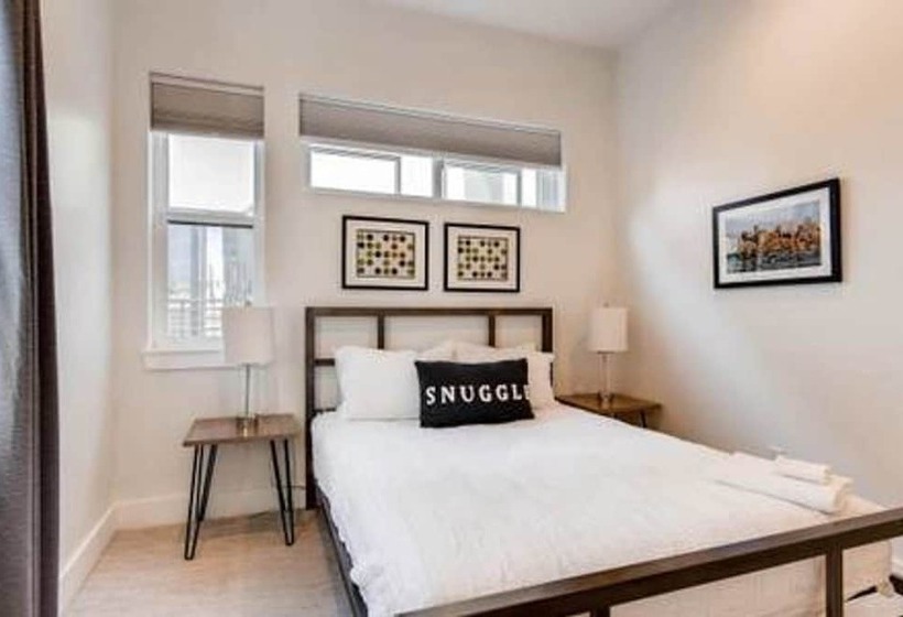 The Highland Square Experience Lohi Townhome With Hot Tub