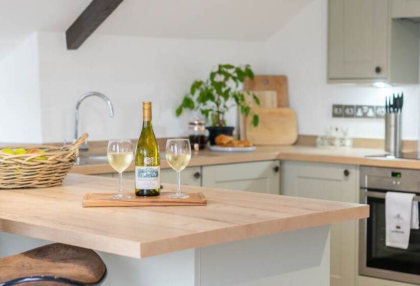 The Saddle And Stable Rooms