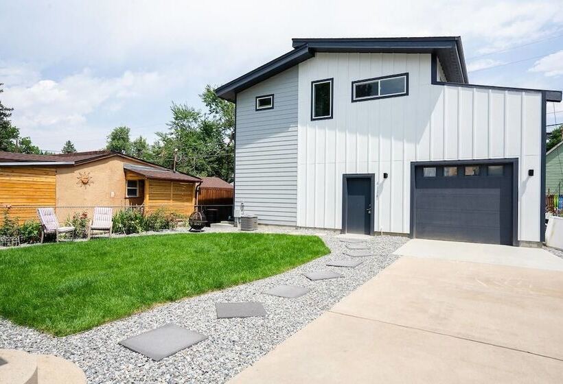 The Tennyson Adventure A Luxury Townhome With Private Balcony