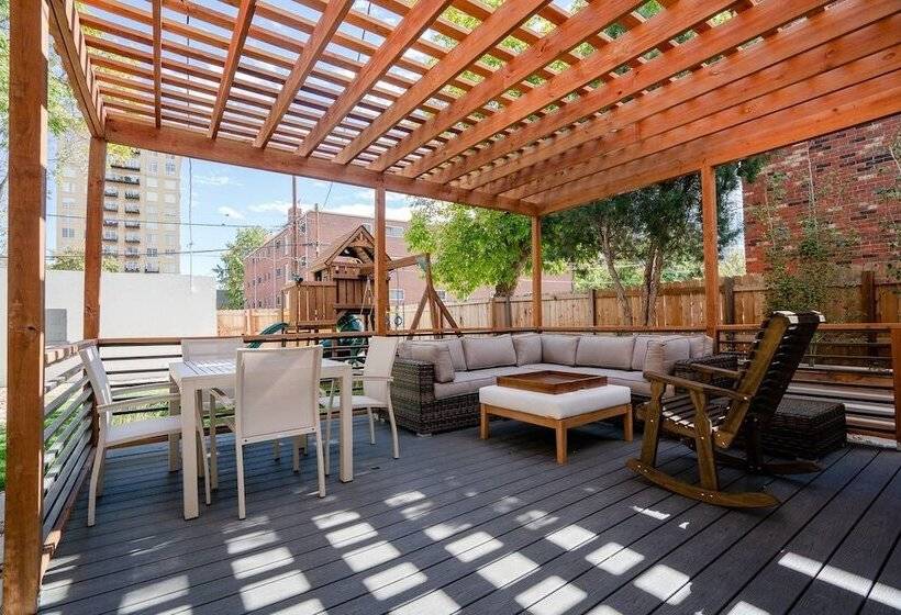 The Wash Park West Residence Sleeps 8