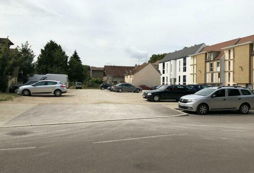 Quartier Cathédrale Centre, Wifi Et Parking   Zen Appart