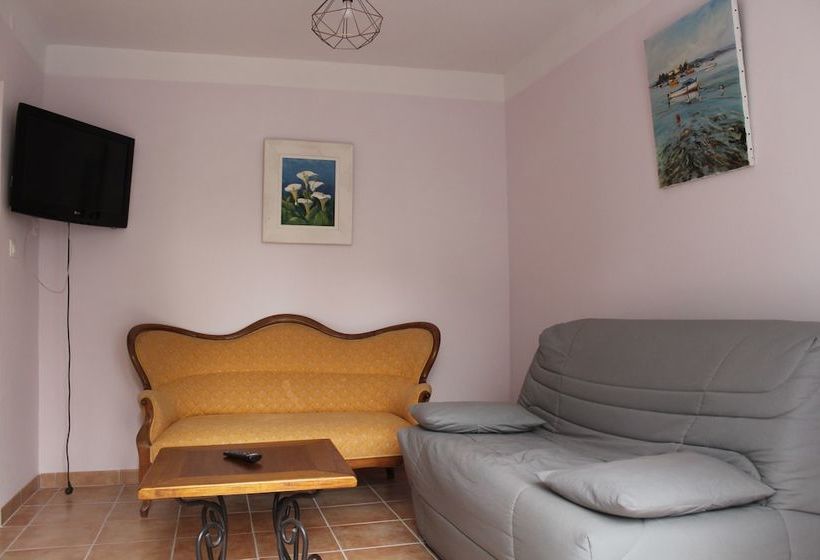 Au Chant Des Cigalous