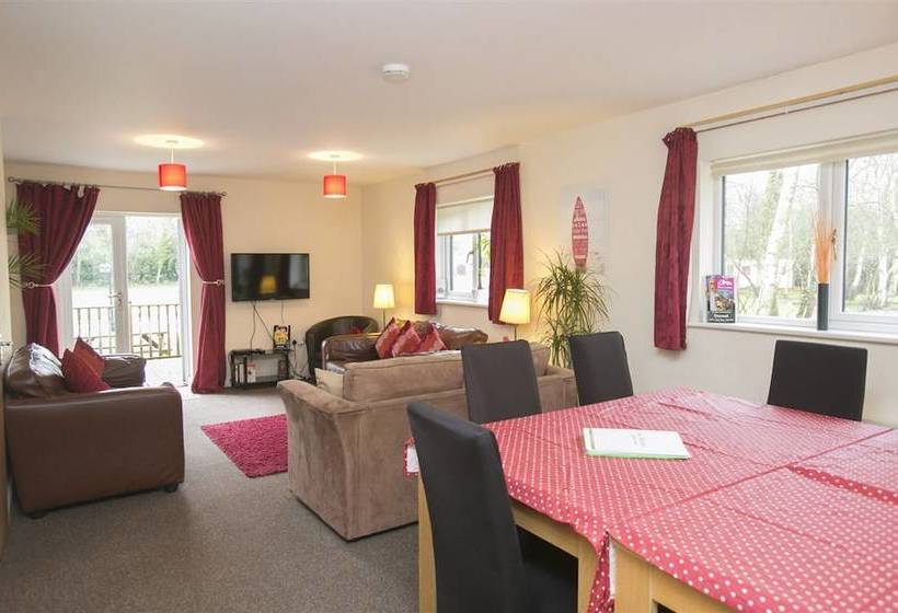 Bindon Lane Cottages  Dhh