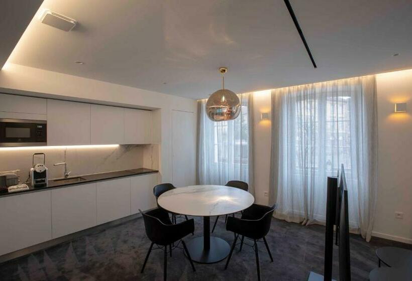 Bord Eau Guest House