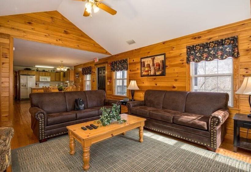 Briarstone Lodge Condo 13a   Two Bedroom Condo