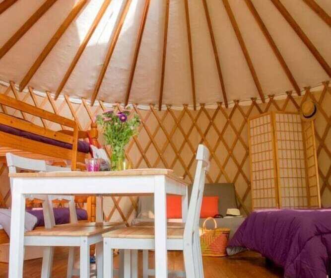 Camping Le Beauvillage Yourte