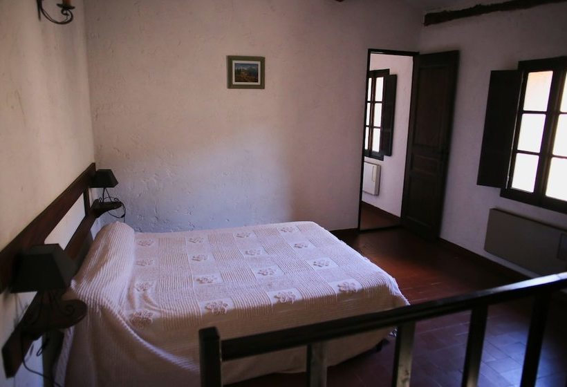 Hameau De Fontroussière