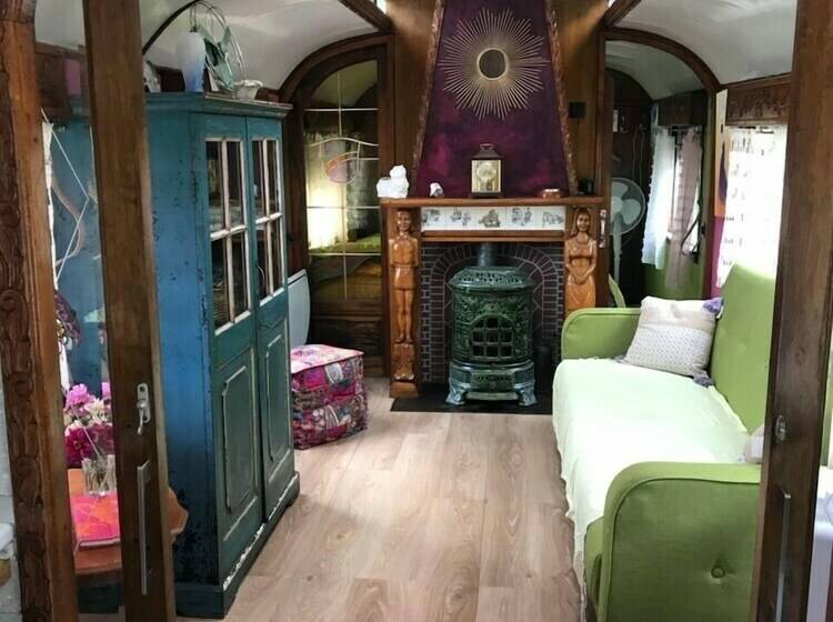 فندق Roulotte Arthus