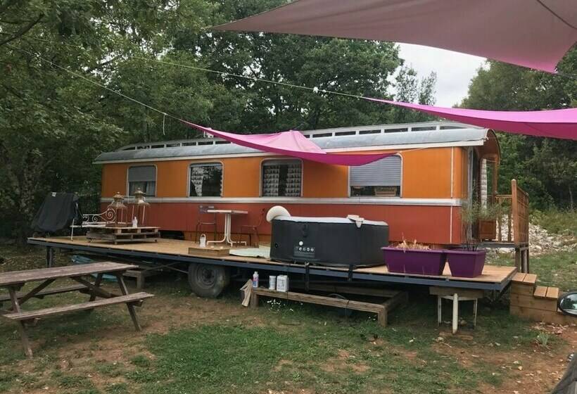 فندق Roulotte Arthus