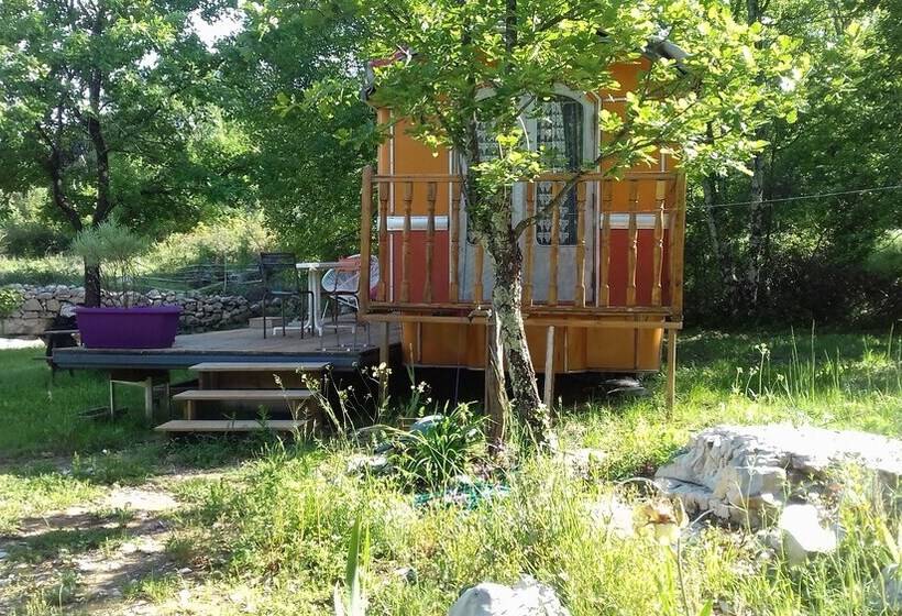 فندق Roulotte Arthus