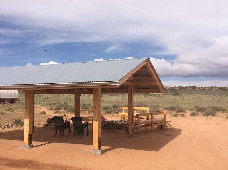 فندق Shash Dine  Ecoretreat