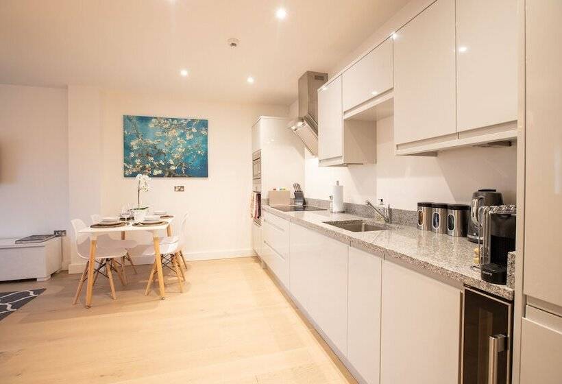 King Edward Apartments