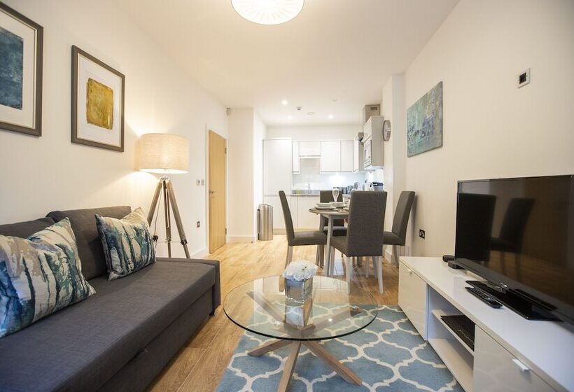 King Edward Apartments