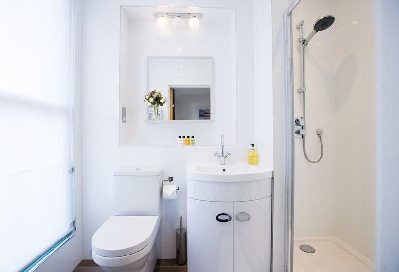 King Edward Apartments