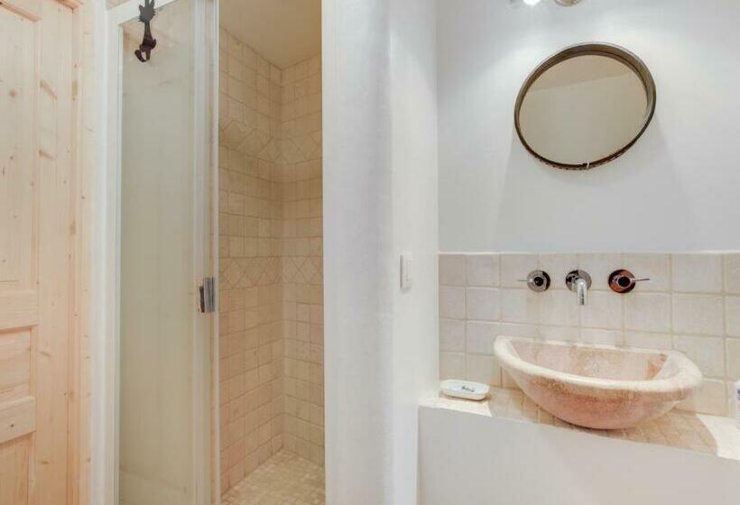 L Alcôve D Amédée V