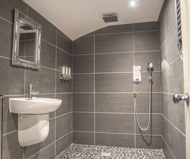 ペンション N Ista Boutique Rooms Birkdale  Southport