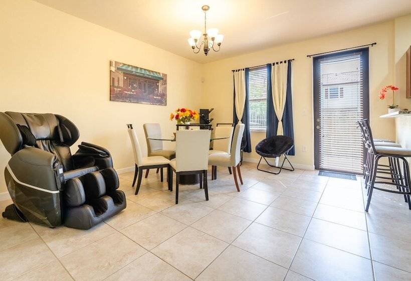 Rare Find! House Of Happiness By Mia Zoo & Fl Keys