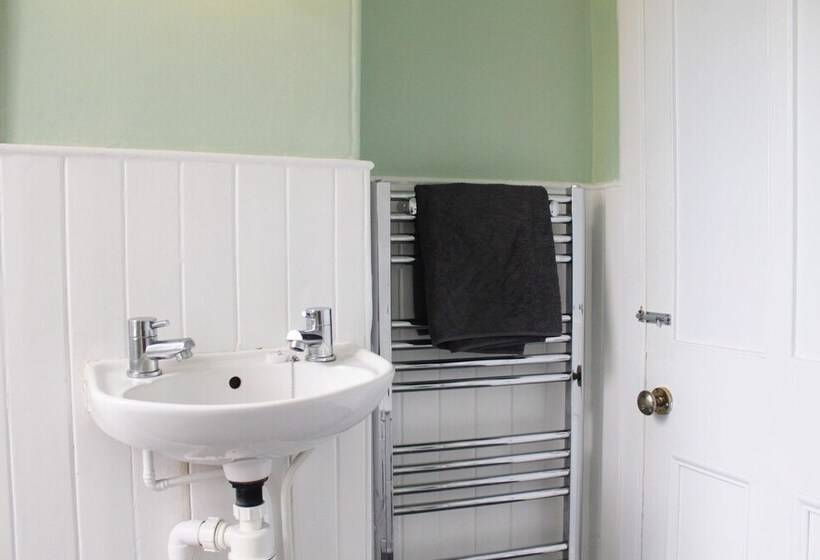 Silver Lining   Apartment Near Murrayfield