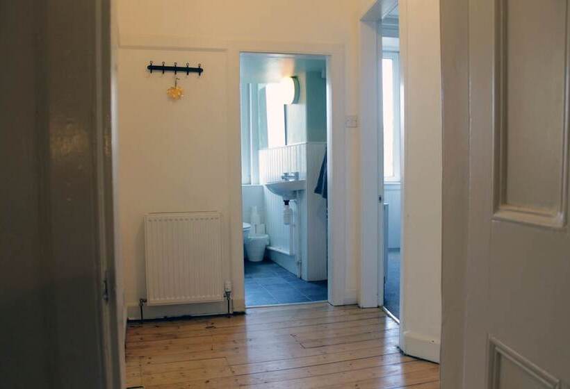 Silver Lining   Apartment Near Murrayfield