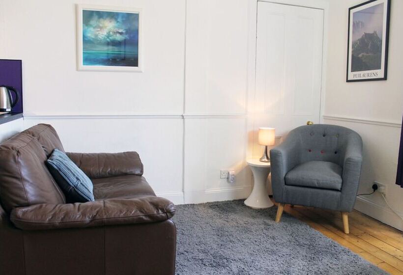 Silver Lining   Apartment Near Murrayfield