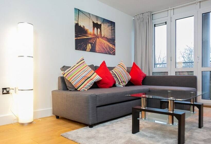 The Pinnacle By Jim Paul Apartments