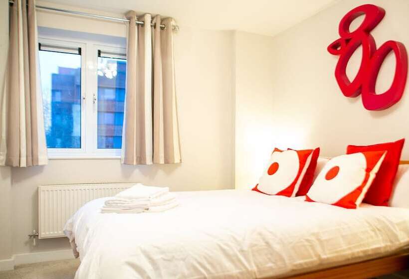 The Pinnacle By Jim Paul Apartments