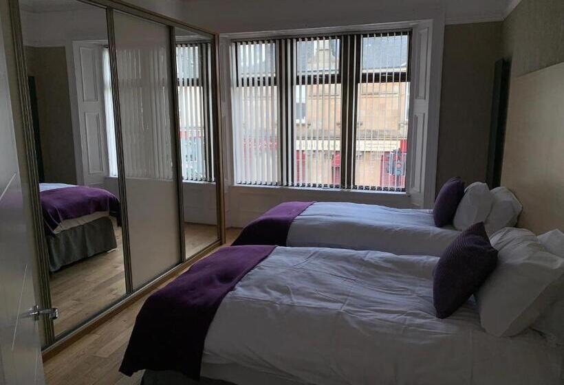 The Village Tavern Apartment