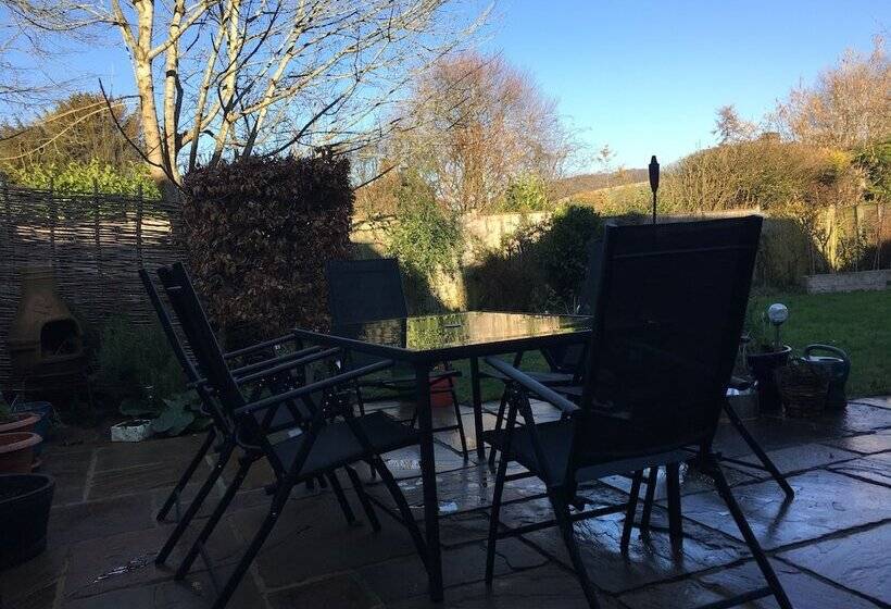 5 Charlton Mill Way B&b